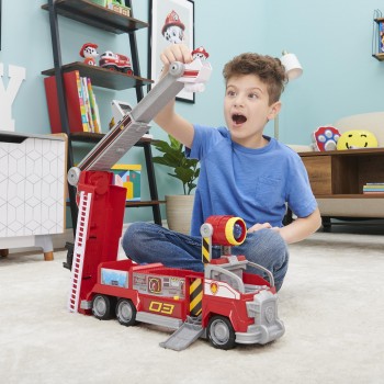 PAW Patrol De Film - Marshall Transformerende Brandweerwagen met uitschuifbare ladder - licht en geluid en verzamelfiguur